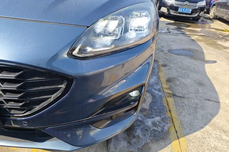 Used Ford Escape 2020 EcoBoost 245 Four-Wheel Drive ST-LINE Deluxe Edition Left Front Headlight