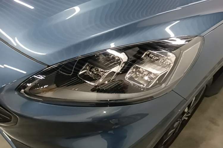 Used Ford Escape 2020 EcoBoost 245 Four-Wheel Drive ST-LINE Deluxe Edition Left Front Headlight