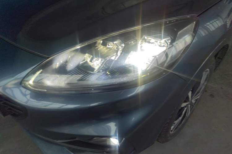 Used Ford Escape 2020 EcoBoost 245 Four-Wheel Drive ST-LINE Deluxe Edition Left Front Headlight