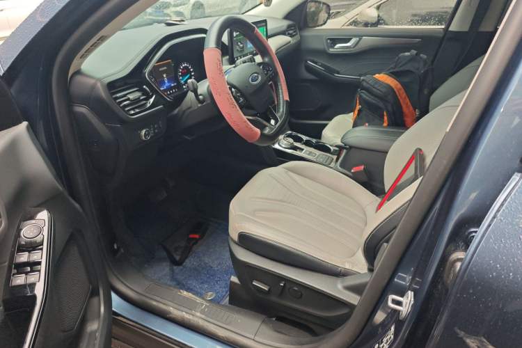 Used Ford Escape 2020 EcoBoost 245 Two-Wheel-Drive Titanium Edition Left Front Seat