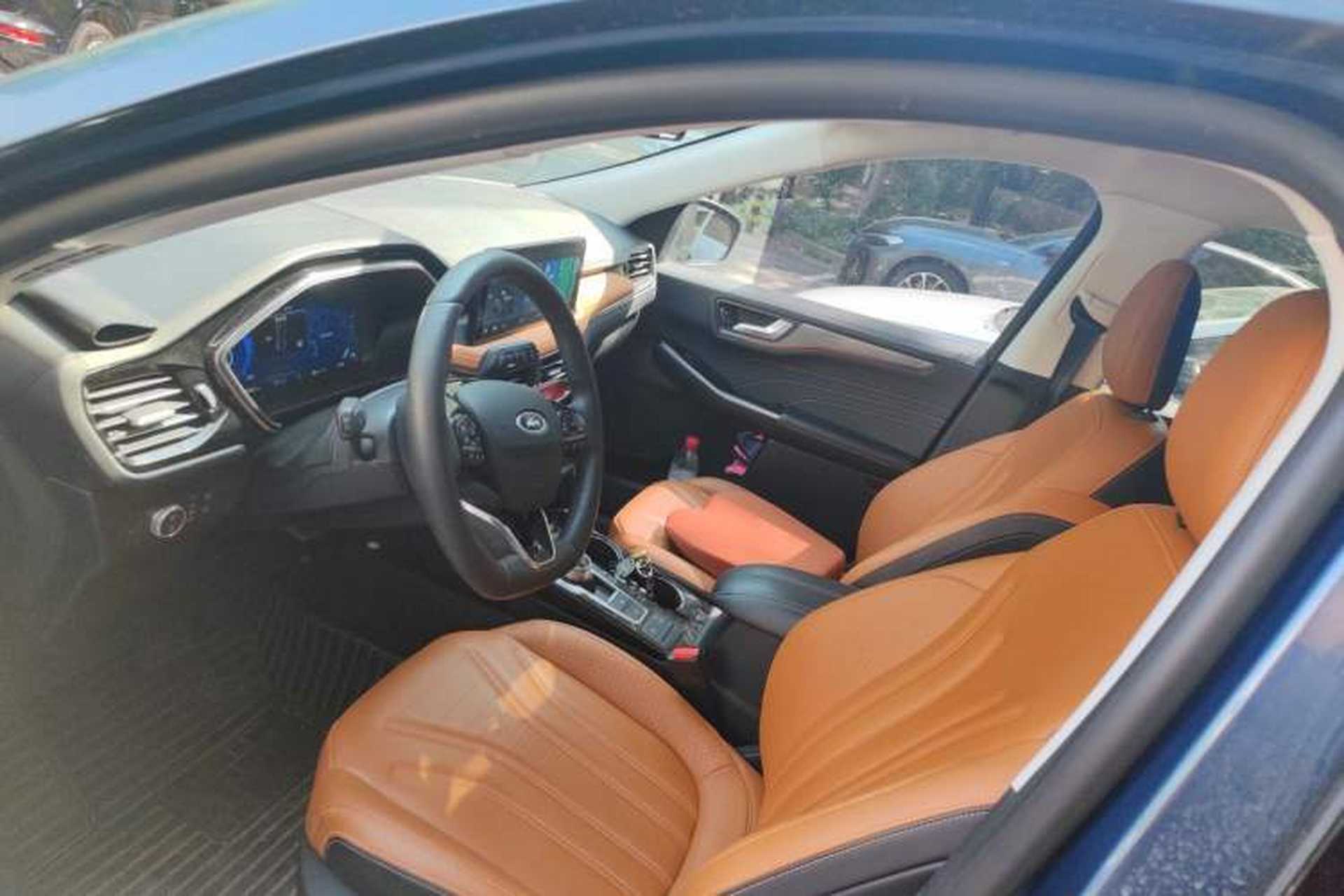 Used Ford Escape 2020 EcoBoost 245 Four-Wheel Drive Luxury Edition Left Front Seat