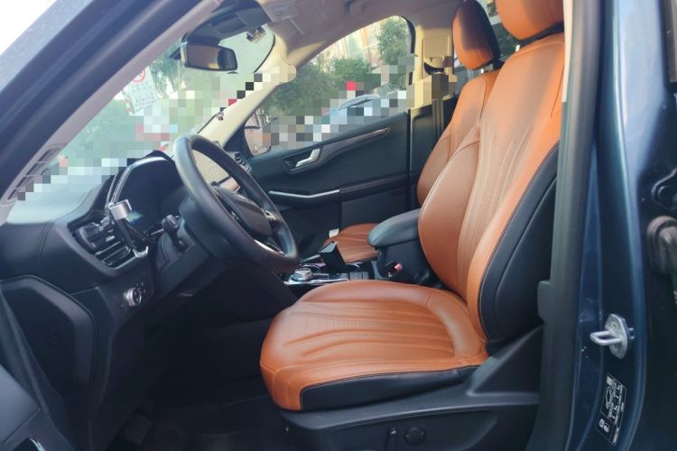 Used Ford Escape 2020 EcoBoost 245 Four-Wheel Drive Luxury Edition Left Front Seat