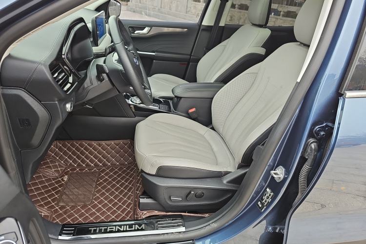 Used Ford Escape 2020 EcoBoost 245 Four-Wheel Drive Titanium Edition Left Front Seat