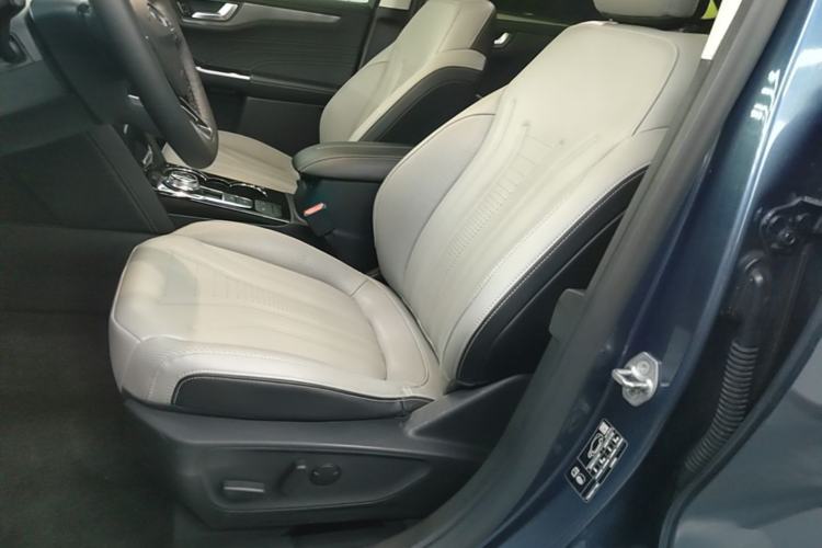 Used Ford Escape 2020 EcoBoost 245 Two-Wheel Drive Smart & Enjoyment Model Left Front Seat