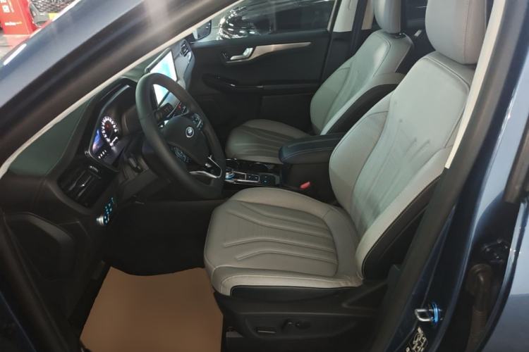 Used Ford Escape 2020 EcoBoost 245 Two-Wheel-Drive Titanium Edition Left Front Seat