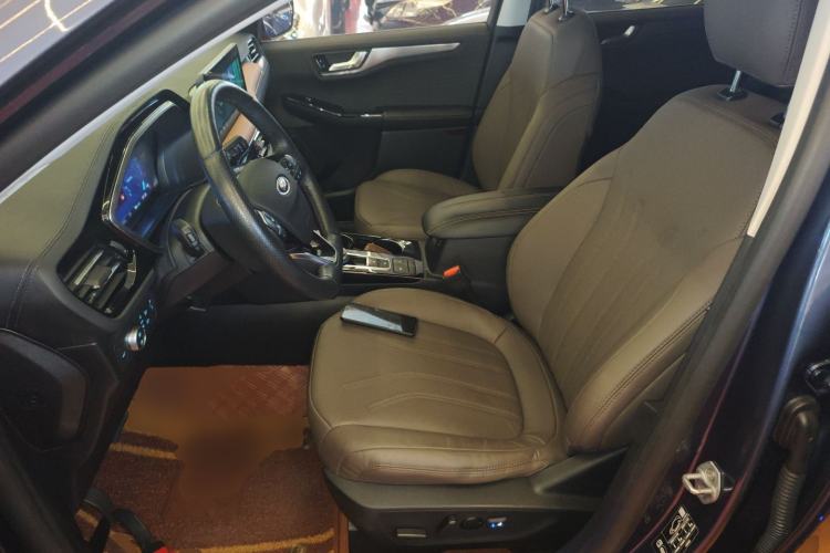Used Ford Escape 2020 EcoBoost 245 Two-Wheel Drive Smart & Enjoyment Model Left Front Seat