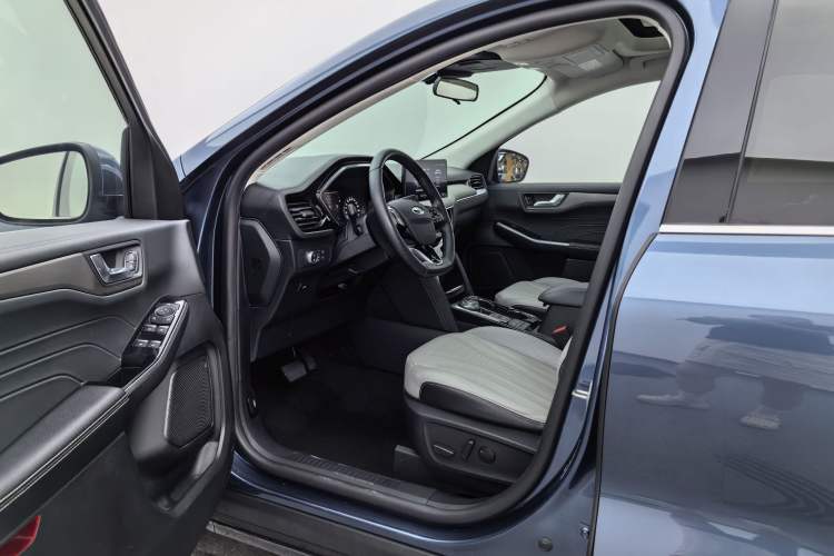 Used Ford Escape 2020 EcoBoost 245 Four-Wheel Drive Titanium Edition Left Front Seat