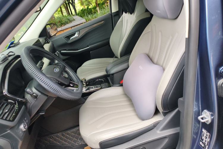 Used Ford Escape 2020 EcoBoost 245 Four-Wheel Drive Luxury Edition Left Front Seat