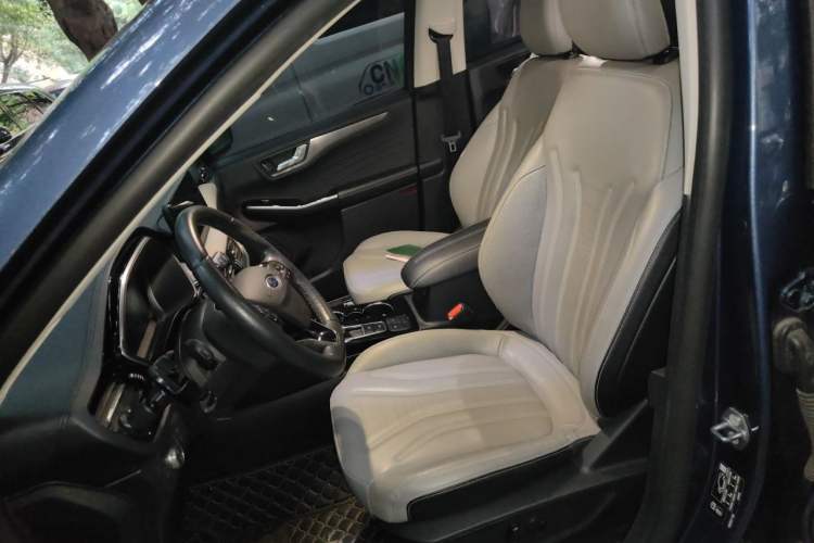 Used Ford Escape 2020 EcoBoost 245 Two-Wheel Drive Smart & Enjoyment Model Left Front Seat