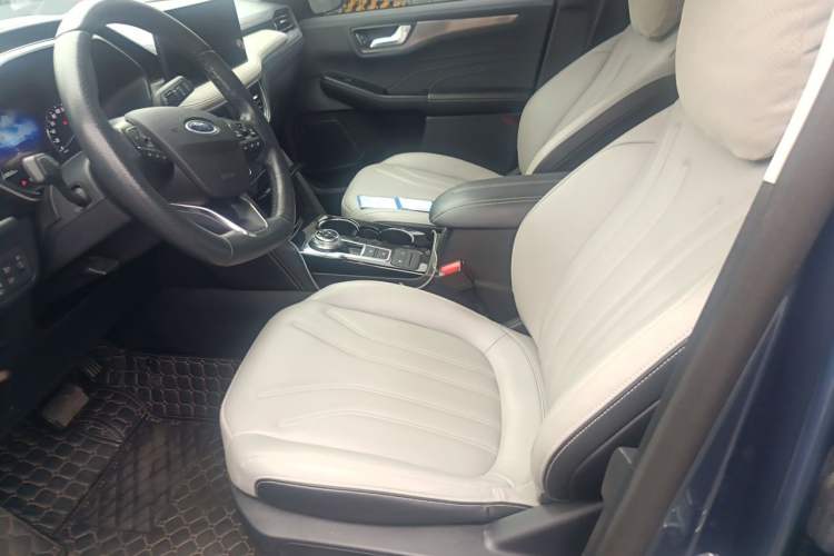 Used Ford Escape 2020 EcoBoost 245 Two-Wheel-Drive Comfort Edition Left Front Seat