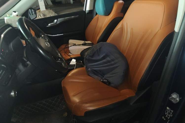 Used Ford Escape 2020 EcoBoost 245 Two-Wheel Drive Smart & Enjoyment Model Left Front Seat
