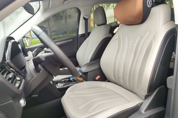 Used Ford Escape 2020 EcoBoost 245 Two-Wheel-Drive Titanium Edition Left Front Seat