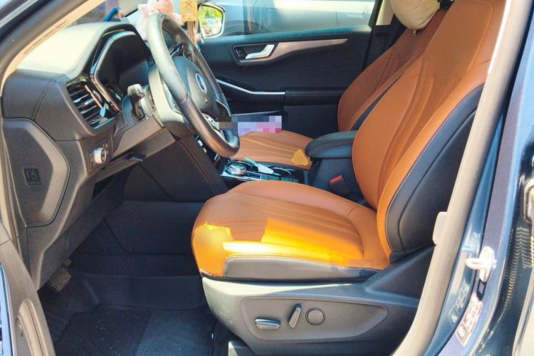 Used Ford Escape 2020 EcoBoost 245 Four-Wheel Drive Luxury Edition Left Front Seat