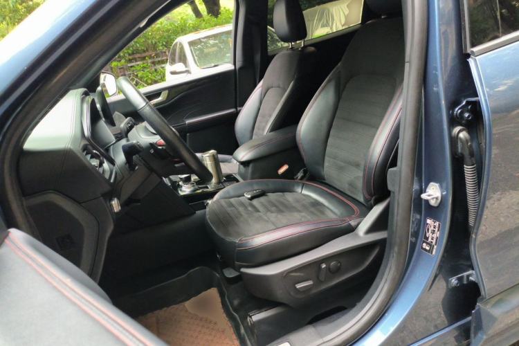 Used Ford Escape 2020 EcoBoost 245 Four-Wheel Drive ST-LINE Deluxe Edition Left Front Seat