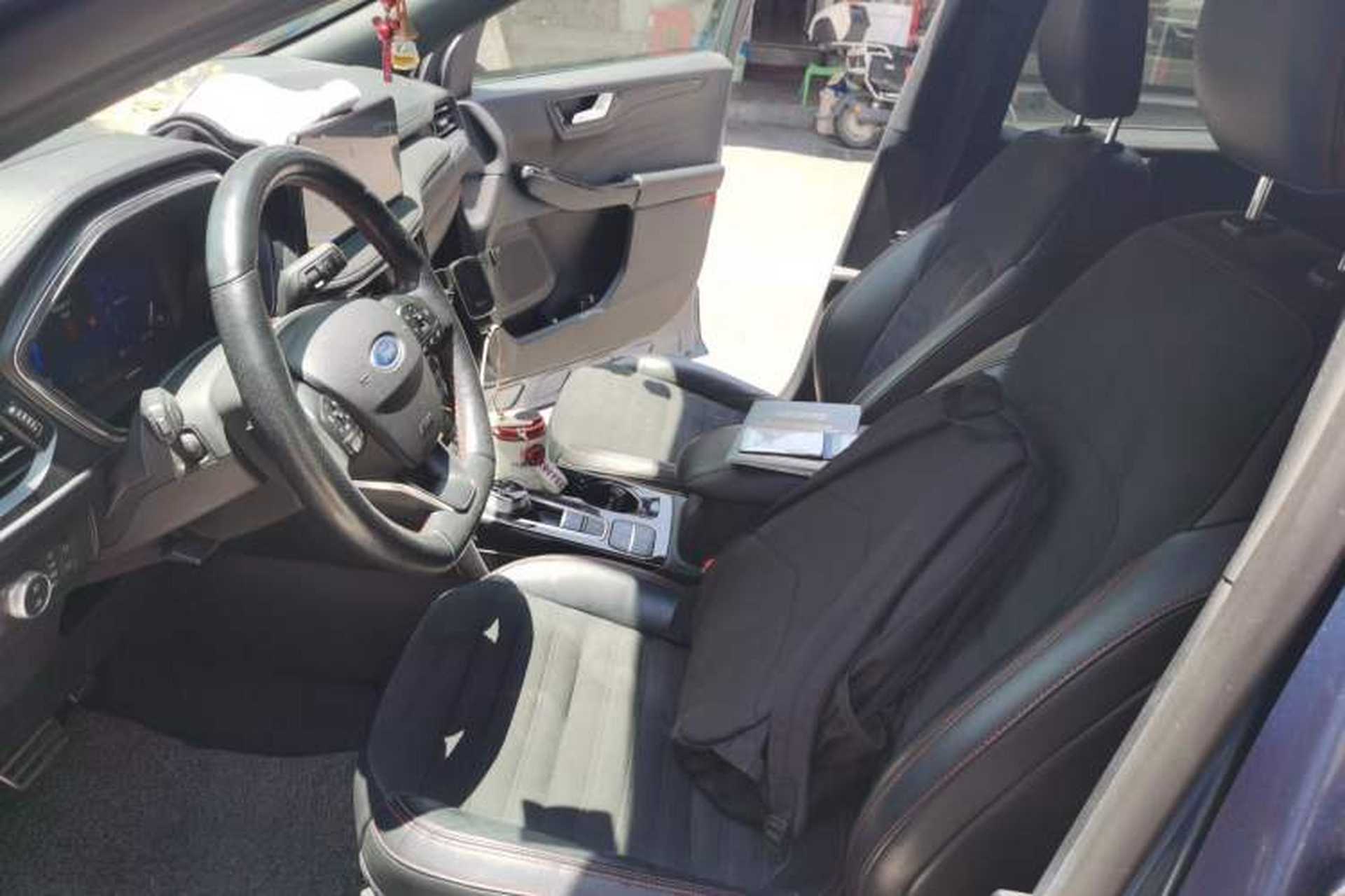 Used Ford Escape 2020 EcoBoost 245 Four-Wheel Drive ST-LINE Deluxe Edition Left Front Seat