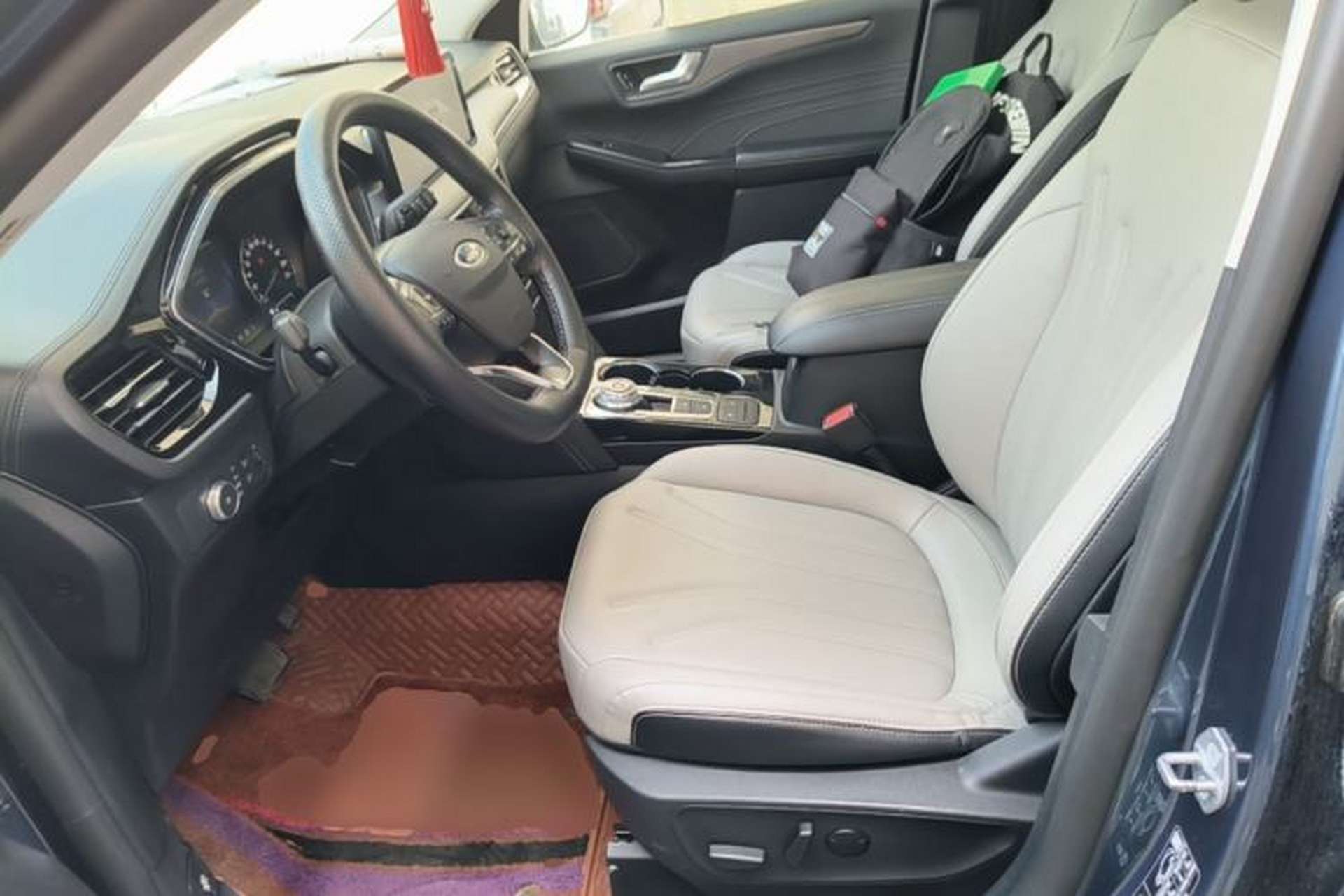 Used Ford Escape 2020 EcoBoost 245 Two-Wheel Drive Smart & Enjoyment Model Left Front Seat