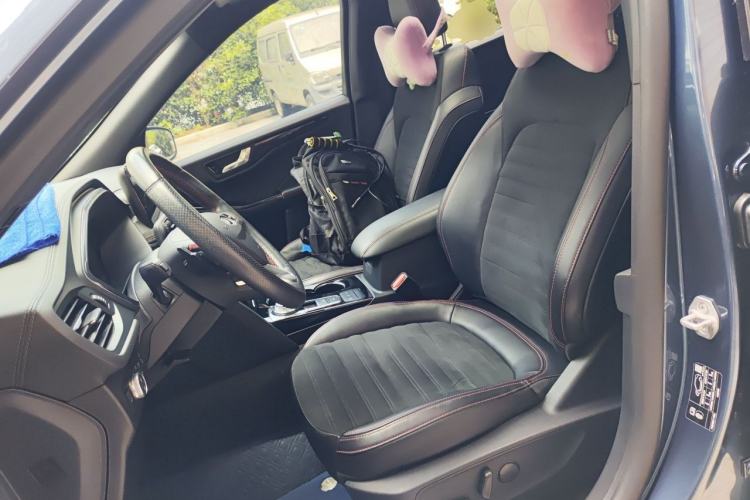 Used Ford Escape 2020 EcoBoost 245 Four-Wheel Drive ST-LINE Deluxe Edition Left Front Seat