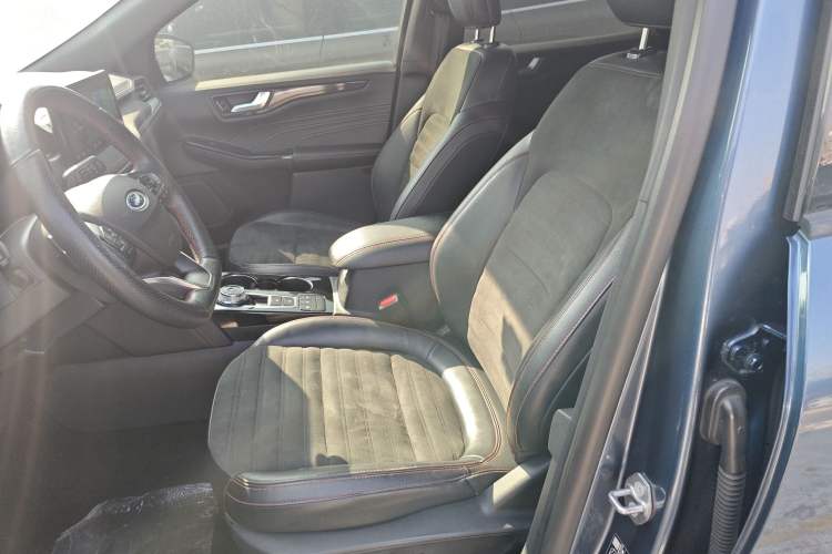 Used Ford Escape 2020 EcoBoost 245 Four-Wheel Drive ST-LINE Deluxe Edition Left Front Seat