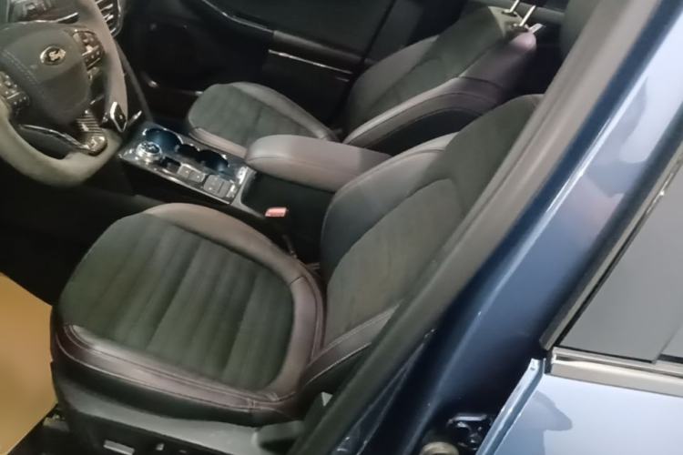Used Ford Escape 2020 EcoBoost 245 Four-Wheel Drive ST-LINE Deluxe Edition Left Front Seat