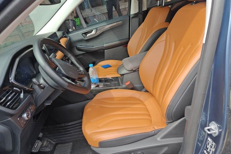 Used Ford Escape 2020 EcoBoost 245 Four-Wheel Drive Luxury Edition Left Front Seat