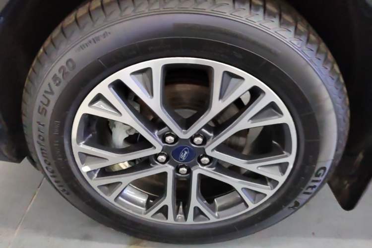 Used Ford Escape 2020 EcoBoost 245 Four-Wheel Drive Titanium Edition Left Front Wheel Hub