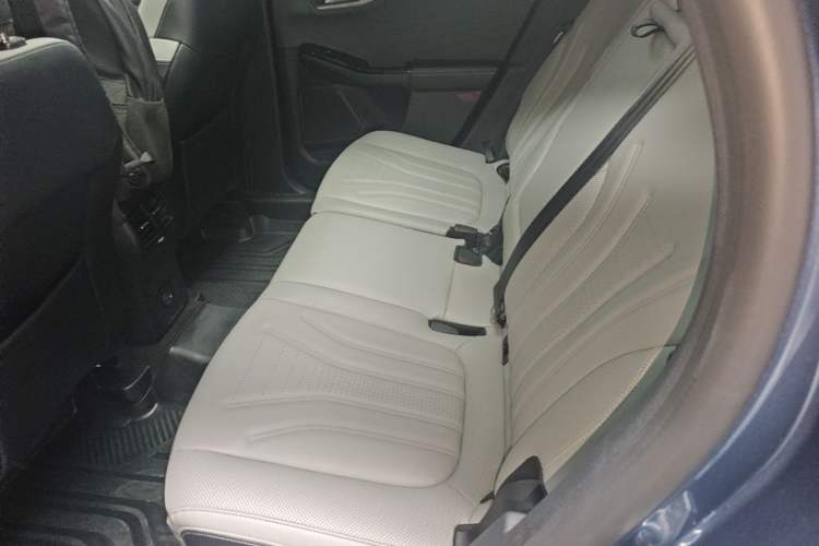 Used Ford Escape 2020 EcoBoost 245 Two-Wheel Drive Smart & Enjoyment Model Left Rear Seat