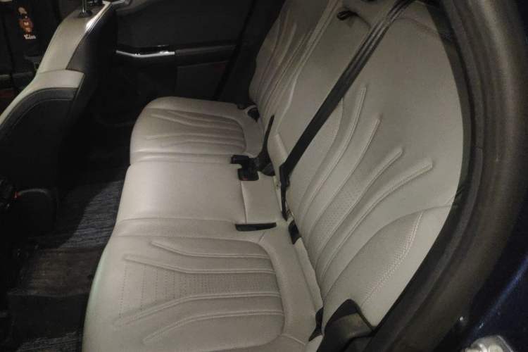 Used Ford Escape 2020 EcoBoost 245 Two-Wheel Drive Smart & Enjoyment Model Left Rear Seat