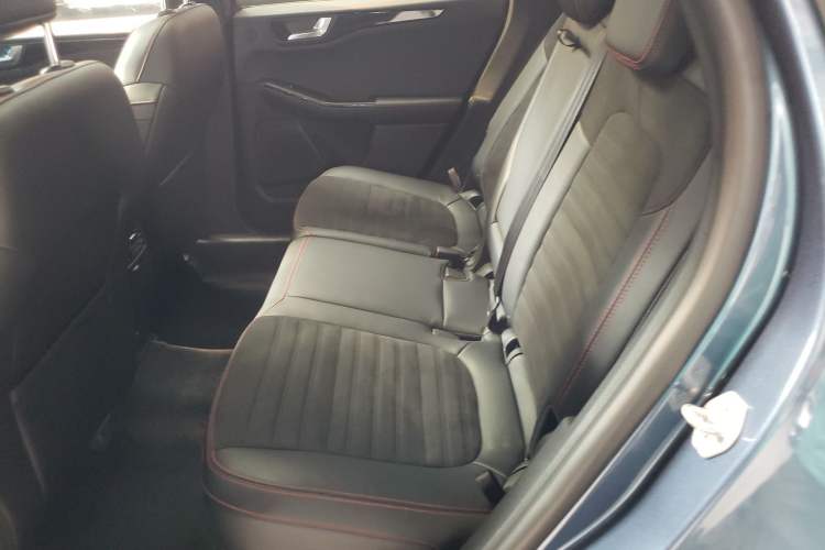 Used Ford Escape 2020 EcoBoost 245 Four-Wheel Drive ST-LINE Deluxe Edition Left Rear Seat