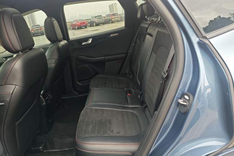 Used Ford Escape 2020 EcoBoost 245 Four-Wheel Drive ST-LINE Deluxe Edition Left Rear Seat