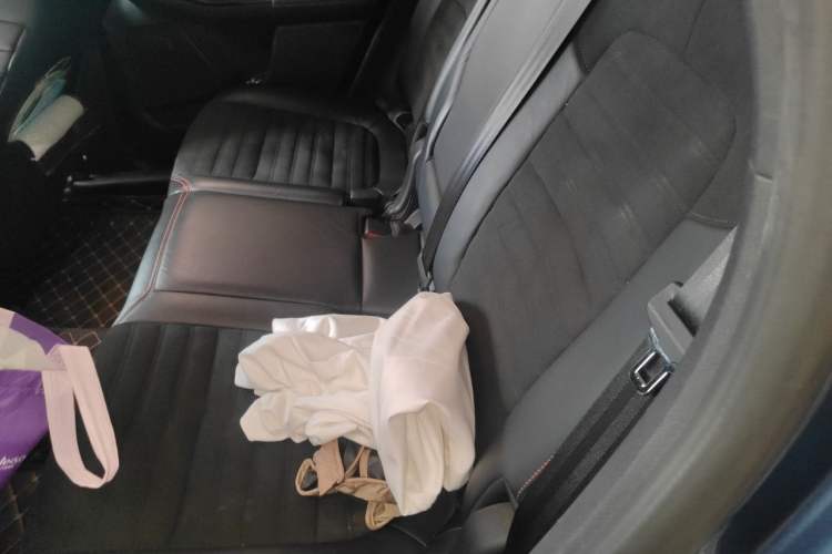 Used Ford Escape 2020 EcoBoost 245 Four-Wheel Drive ST-LINE Deluxe Edition Left Rear Seat