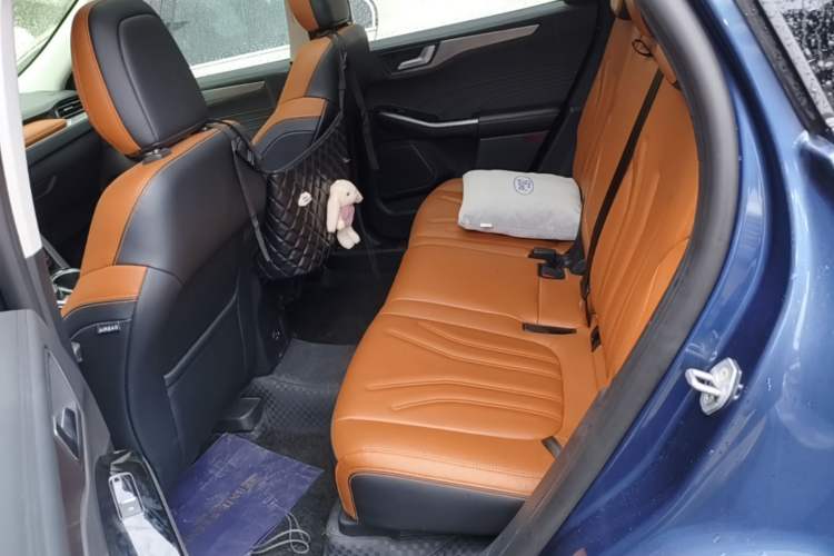 Used Ford Escape 2020 EcoBoost 245 Four-Wheel Drive Luxury Edition Left Rear Seat