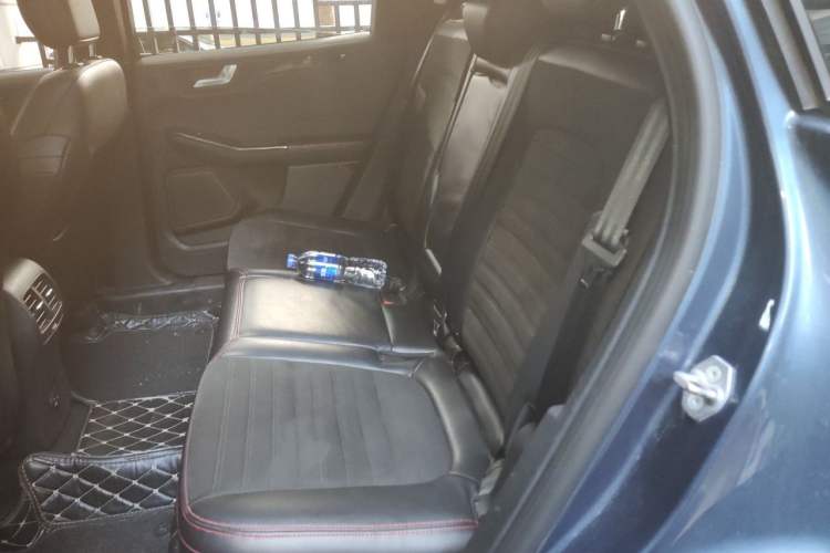 Used Ford Escape 2020 EcoBoost 245 Four-Wheel Drive ST-LINE Deluxe Edition Left Rear Seat