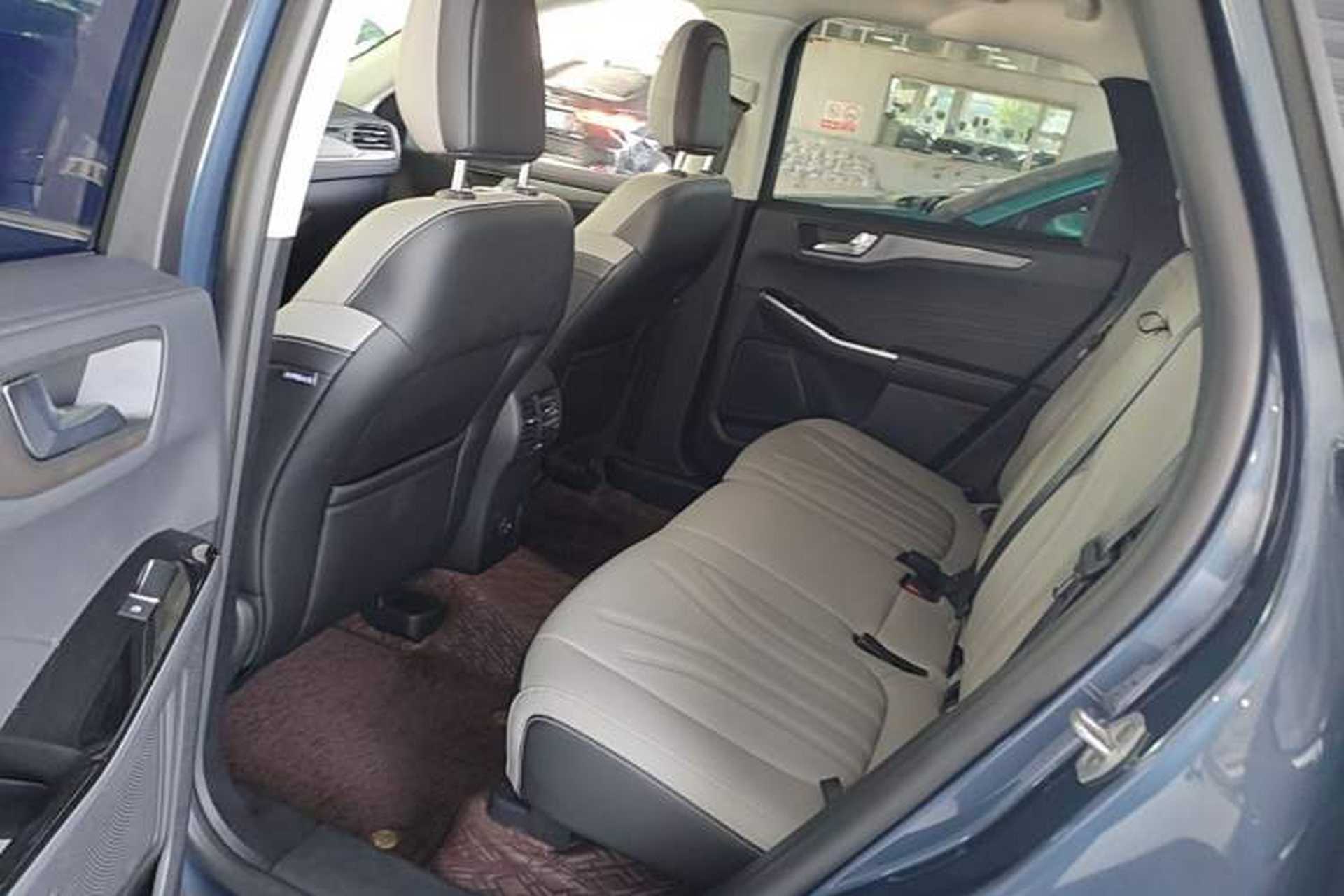 Used Ford Escape 2020 EcoBoost 245 Two-Wheel Drive Smart & Enjoyment Model Left Rear Seat