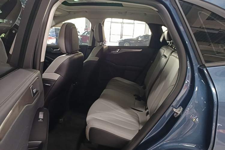 Used Ford Escape 2020 EcoBoost 245 Two-Wheel-Drive Comfort Edition Left Rear Seat