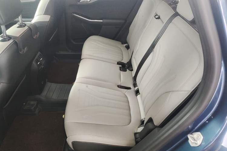 Used Ford Escape 2020 EcoBoost 245 Two-Wheel Drive Smart & Enjoyment Model Left Rear Seat