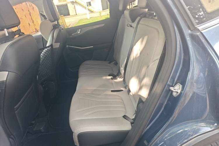 Used Ford Escape 2020 EcoBoost 245 Two-Wheel Drive Smart & Enjoyment Model Left Rear Seat