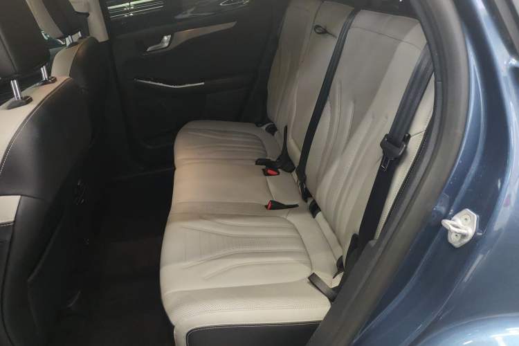 Used Ford Escape 2020 EcoBoost 245 Two-Wheel Drive Smart & Enjoyment Model Left Rear Seat