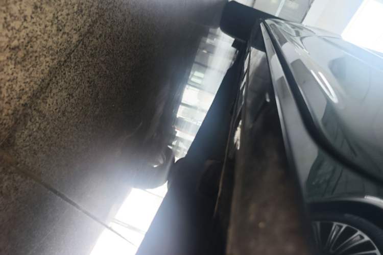 Used Ford Escape 2020 EcoBoost 245 Four-Wheel Drive ST-LINE Deluxe Edition Left Side Sill