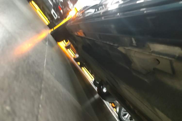 Used Ford Escape 2020 EcoBoost 245 Four-Wheel Drive ST-LINE Deluxe Edition Left Side Sill