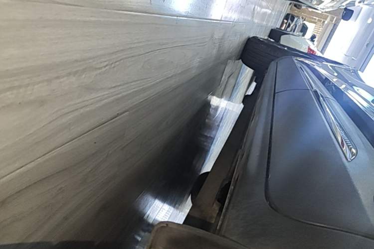 Used Ford Escape 2020 EcoBoost 245 Two-Wheel-Drive Titanium Edition Left Side Sill