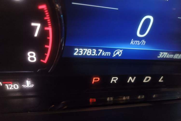 Used Ford Escape 2020 EcoBoost 245 Two-Wheel-Drive Titanium Edition Odometer Close Up