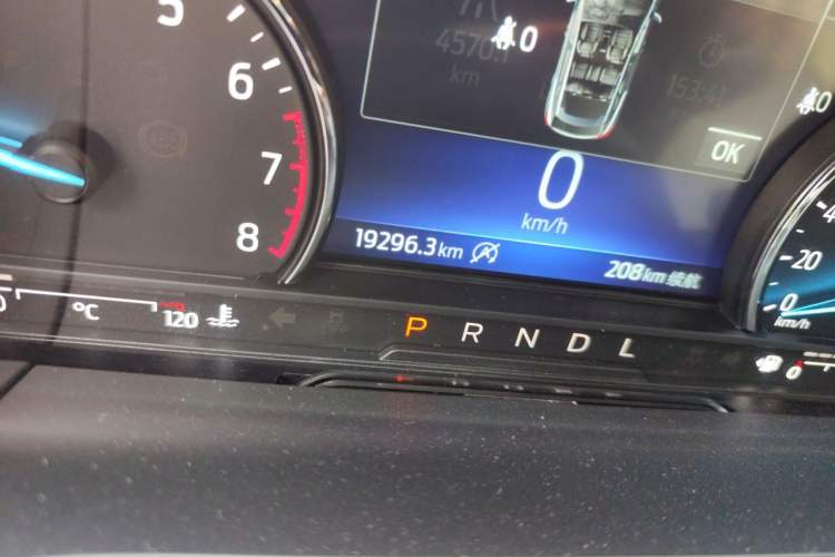 Used Ford Escape 2020 EcoBoost 245 Two-Wheel-Drive Titanium Edition Odometer Close Up