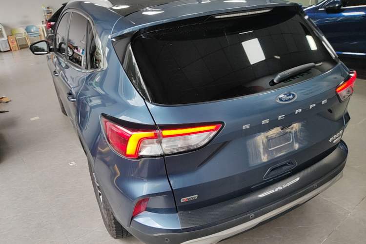 Used Ford Escape 2020 EcoBoost 245 Four-Wheel Drive ST-LINE Deluxe Edition Rear Left 45 Deg