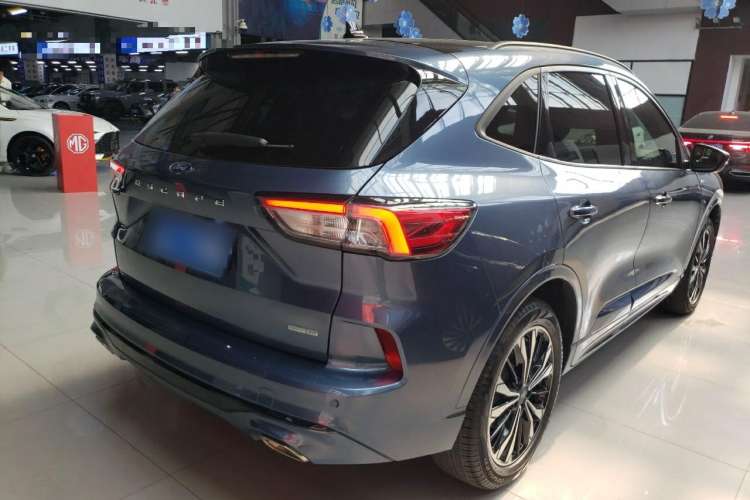 Used Ford Escape 2020 EcoBoost 245 Four-Wheel Drive ST-LINE Deluxe Edition Rear Right 45 Deg