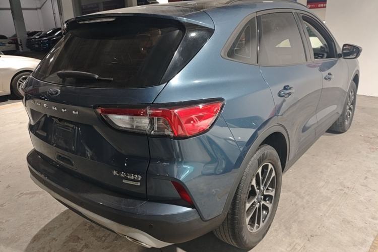 Used Ford Escape 2020 EcoBoost 245 Two-Wheel-Drive Comfort Edition Rear Right 45 Deg