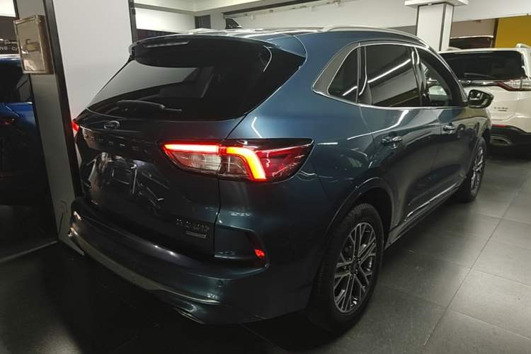 Used Ford Escape 2020 EcoBoost 245 Four-Wheel Drive Luxury Edition Rear Right 45 Deg