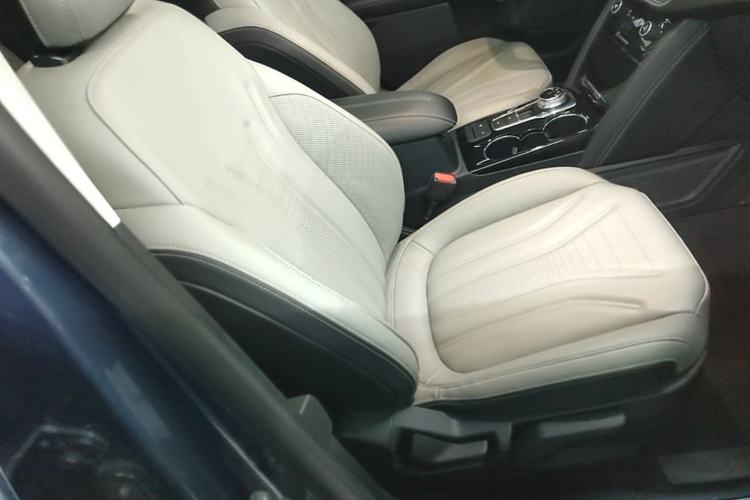 Used Ford Escape 2020 EcoBoost 245 Two-Wheel Drive Smart & Enjoyment Model Right Front Seat