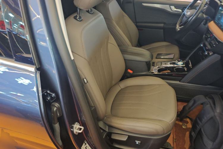 Used Ford Escape 2020 EcoBoost 245 Two-Wheel Drive Smart & Enjoyment Model Right Front Seat