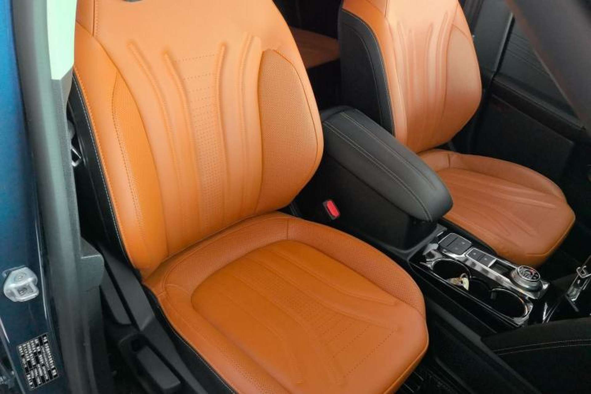 Used Ford Escape 2020 EcoBoost 245 Two-Wheel Drive Smart & Enjoyment Model Right Front Seat