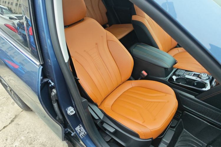 Used Ford Escape 2020 EcoBoost 245 Two-Wheel-Drive Titanium Edition Right Front Seat